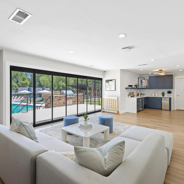 The Preserve at Dunwoody - Luxury Apartment With Swimming Pool